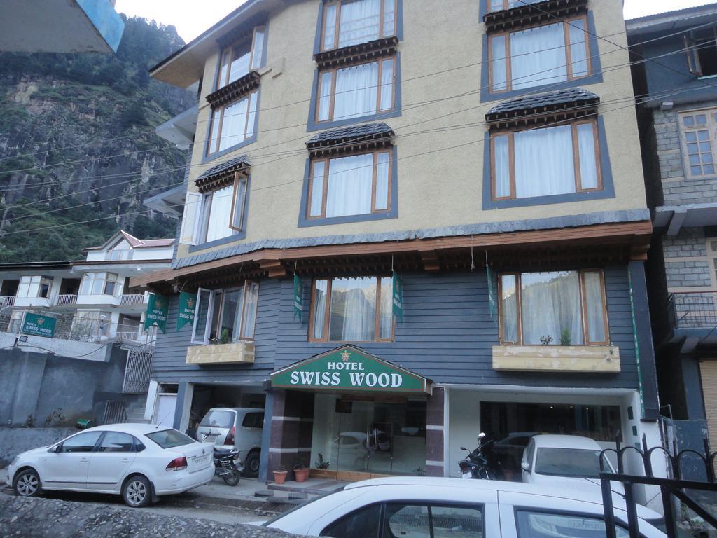 Swiss Wood Hotel Manāli Extérieur photo
