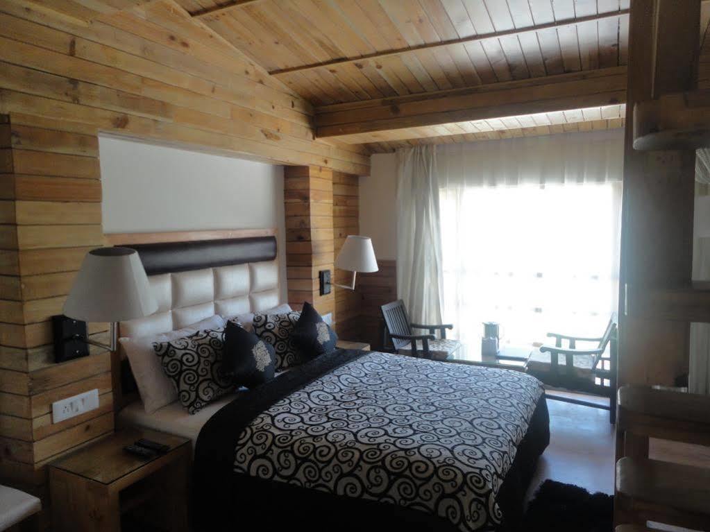 Swiss Wood Hotel Manāli Extérieur photo